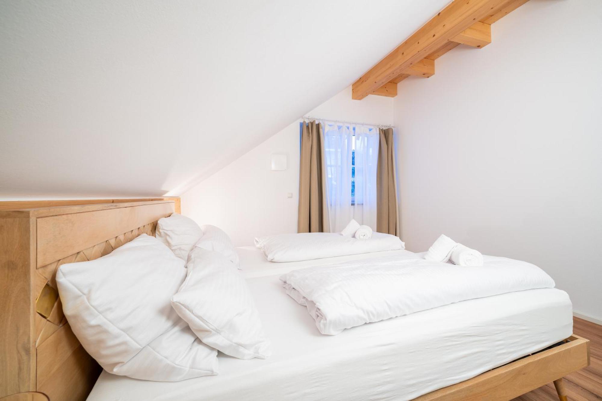 Liboria I Traumhafte Ferienwohnung In Aidling Am Riegsee Mit Atemberaubendem Blick Auf Die Majestaetische Zugspitze! Exterior foto