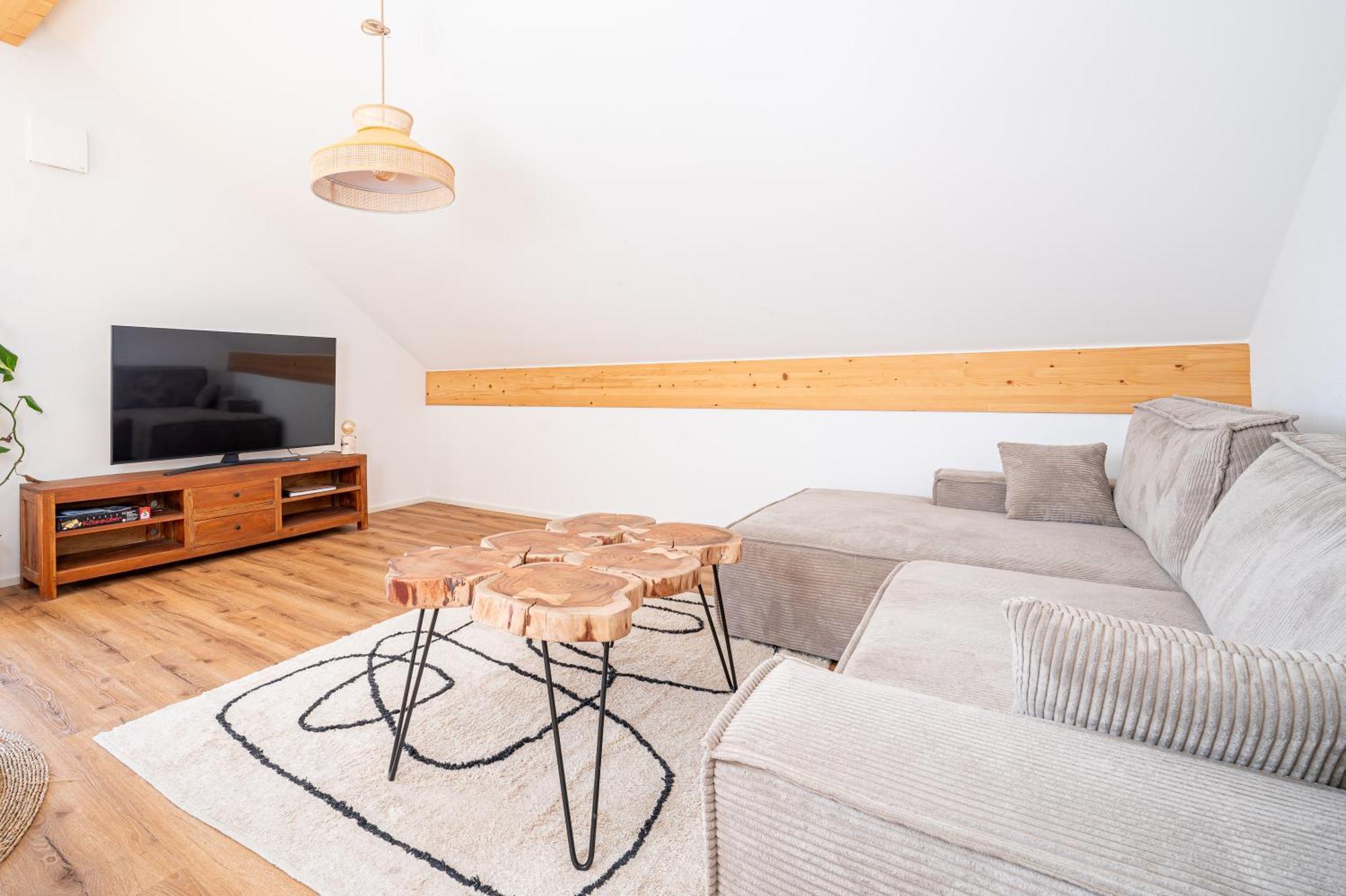 Liboria I Traumhafte Ferienwohnung In Aidling Am Riegsee Mit Atemberaubendem Blick Auf Die Majestaetische Zugspitze! Exterior foto